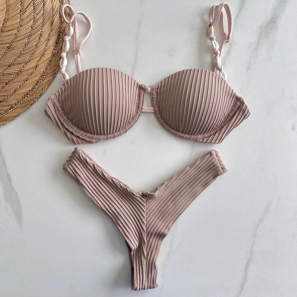 Bikini Anira