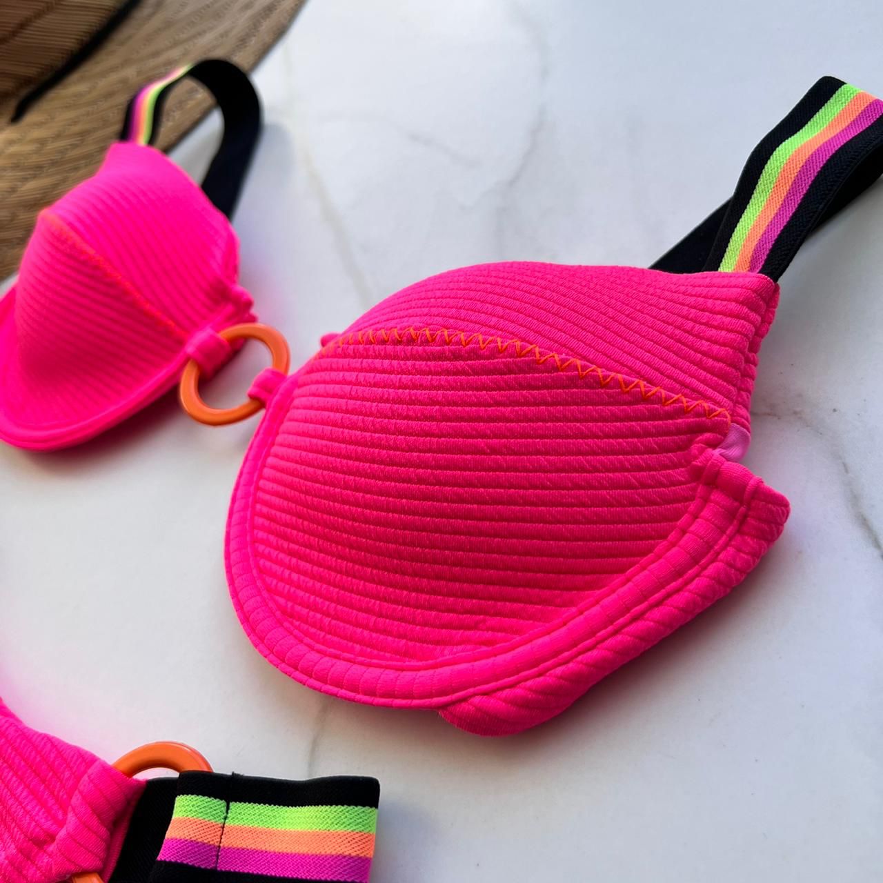 Bikini Neon Karina