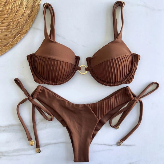 Bikini Lary